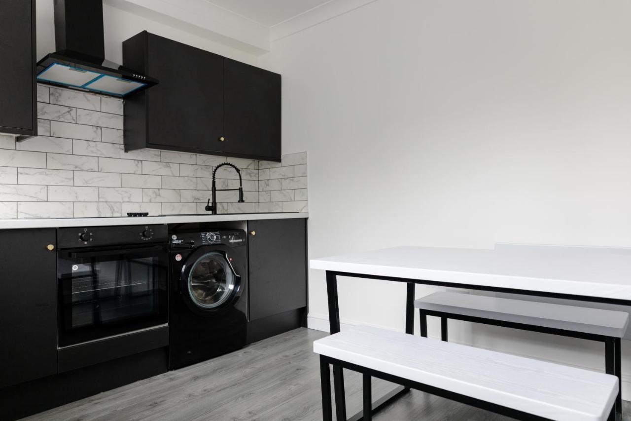 קארדיף Chic Urban 2 Bedroom Apartments מראה חיצוני תמונה