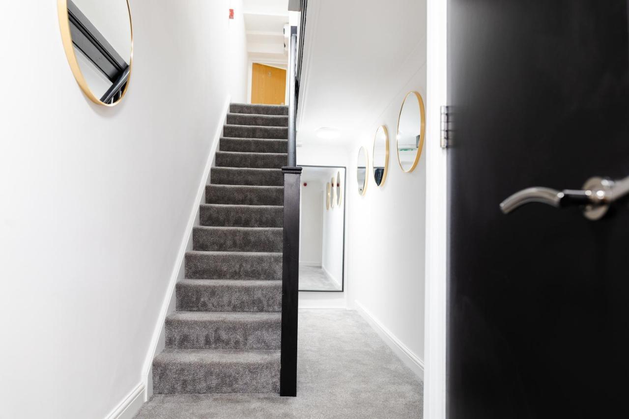 קארדיף Chic Urban 2 Bedroom Apartments מראה חיצוני תמונה