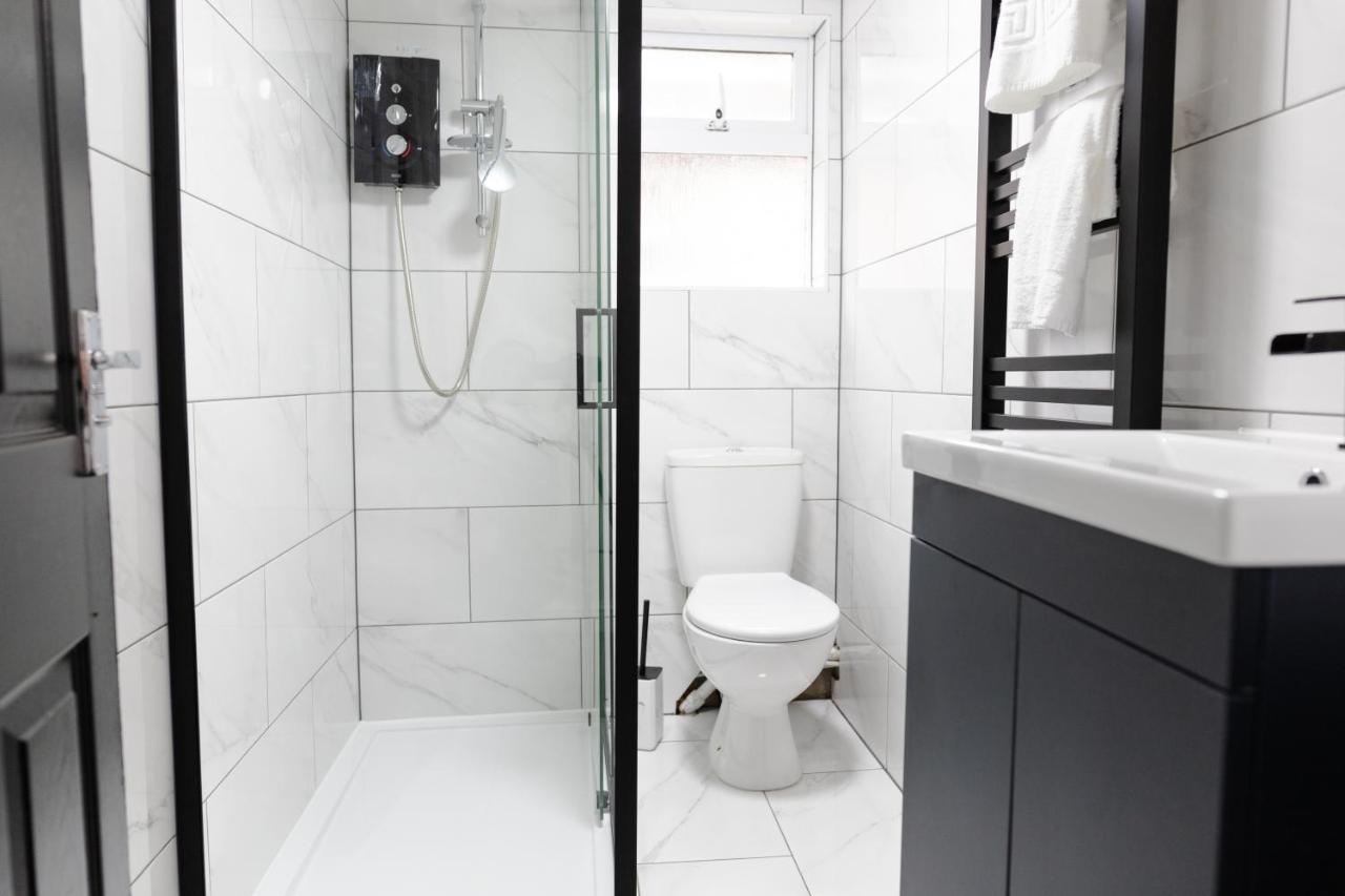 קארדיף Chic Urban 2 Bedroom Apartments מראה חיצוני תמונה